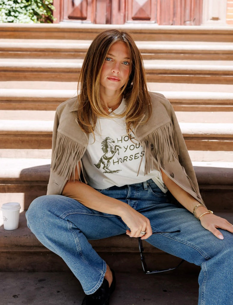 Hold Your Horses - Everyday Tee we
