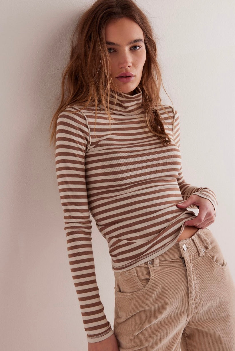 Good Good Stripe Turtleneck
