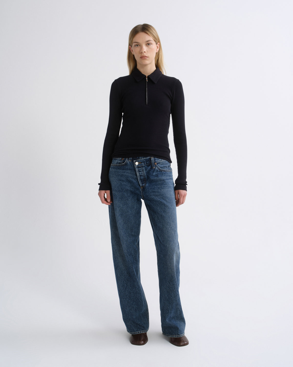 Agolde Arc Criss Cross Jean in Form