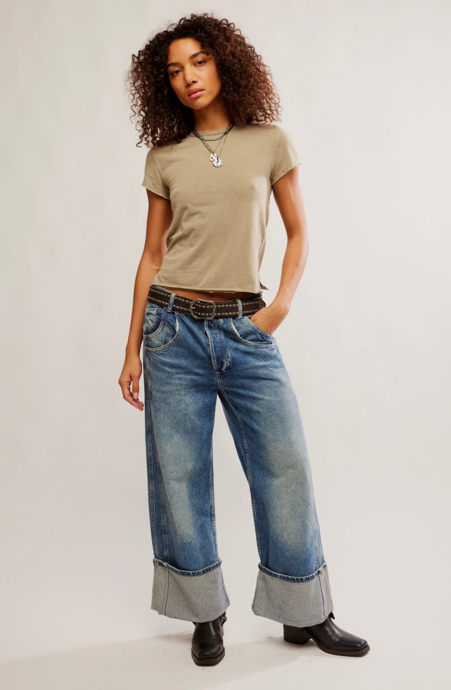 Nova Tee