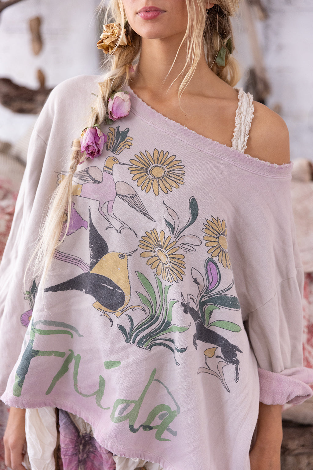 Magnolia Pearl Flight Flowers Frida Nago Sweatshirt