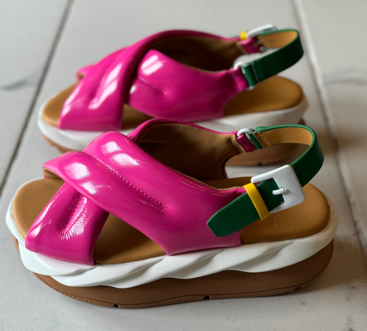 4CCCCEES Mellow MOA SANDAL-Fushia