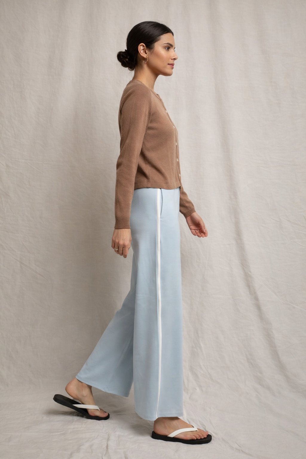 Mikos Travel Wide Leg Pant With Pockets