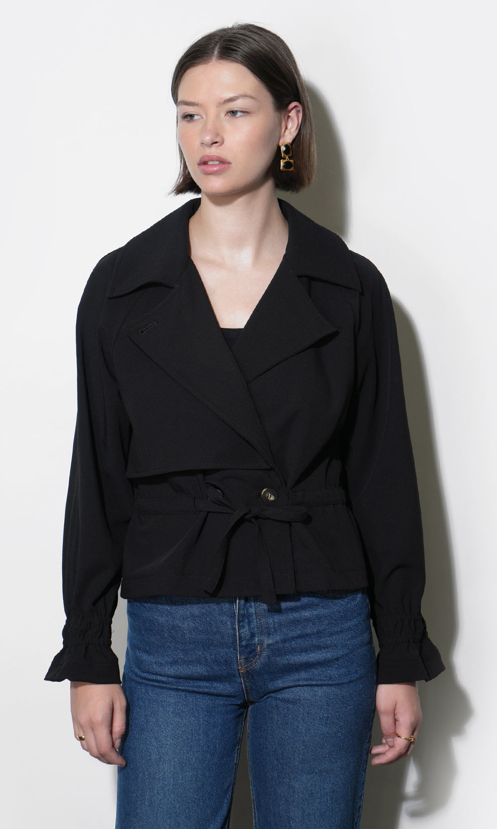 Jenas Tie Waist Short Trench
