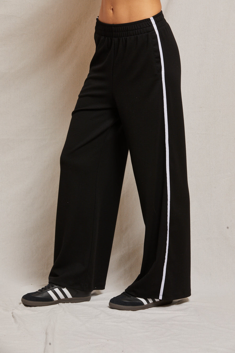 The Perfect White Tee Nadia Travel Wide Leg Pant