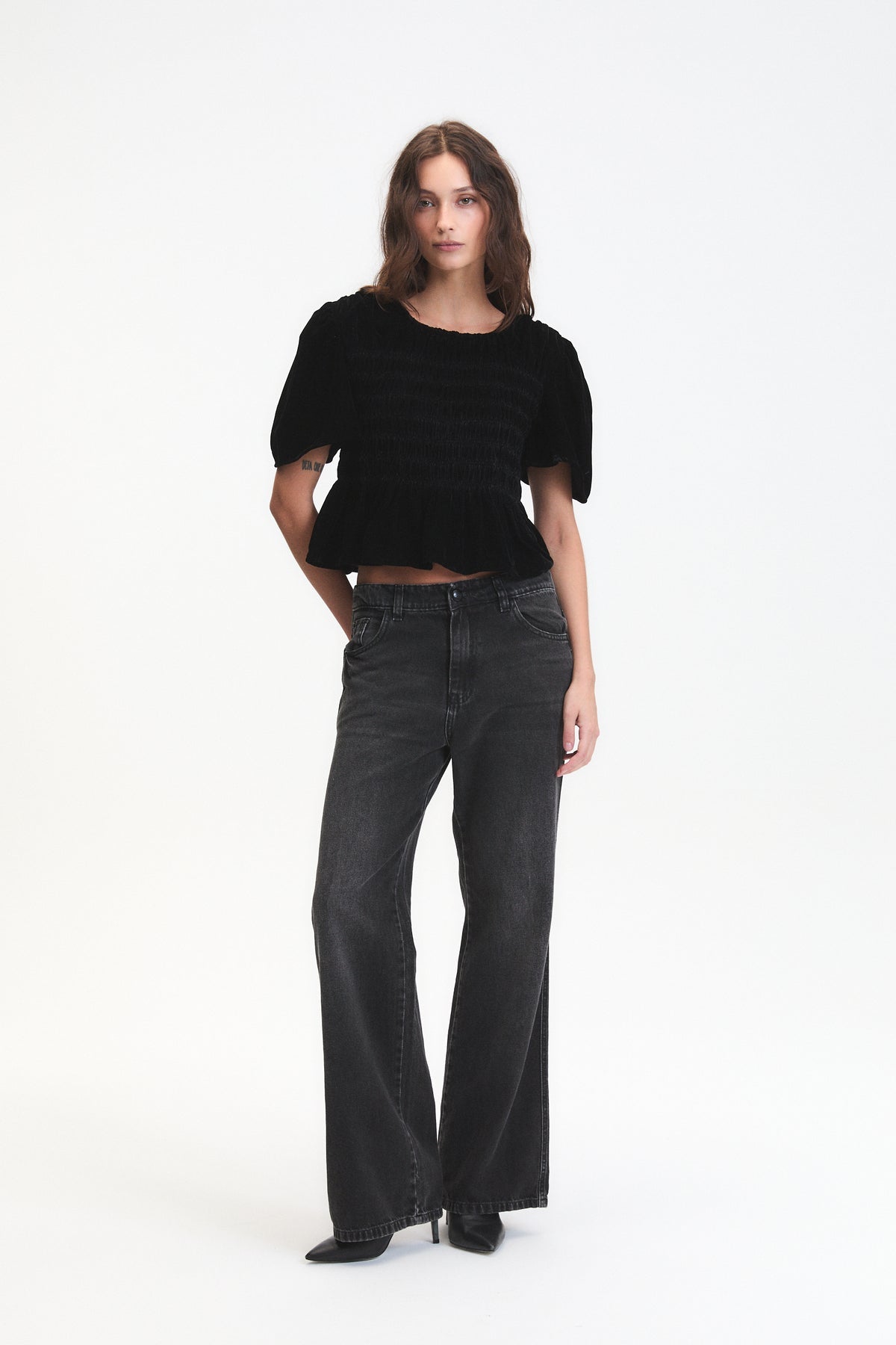 Forrest Black Velvet Top