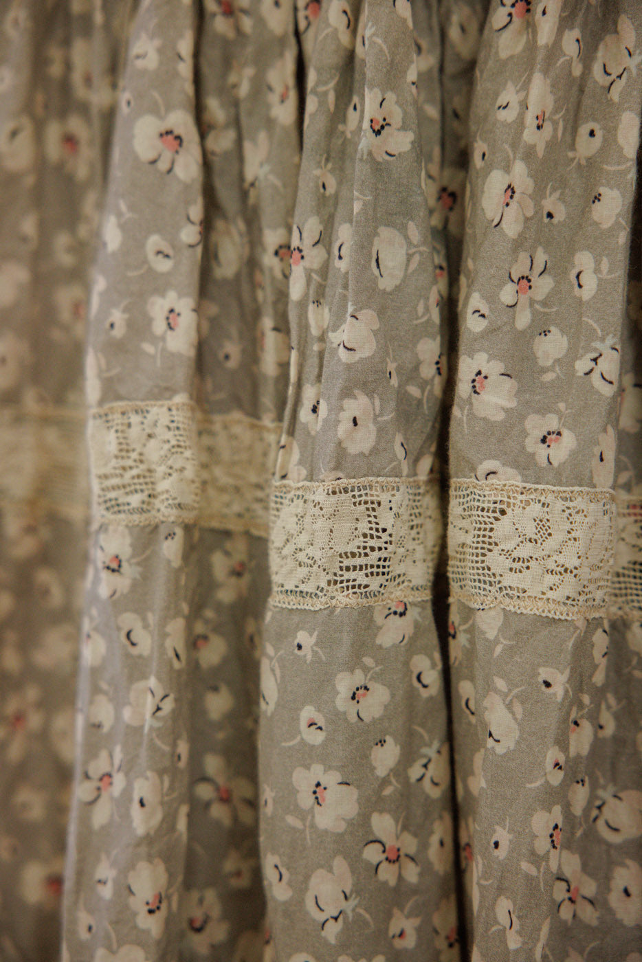 Magnolia Pearl Floral Chrystal Skirt