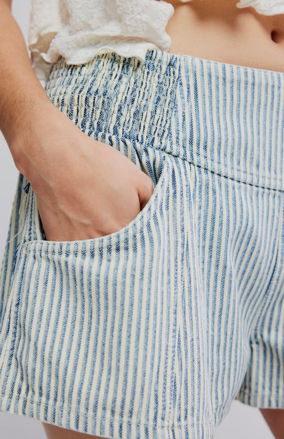 Luna Railroad Short
