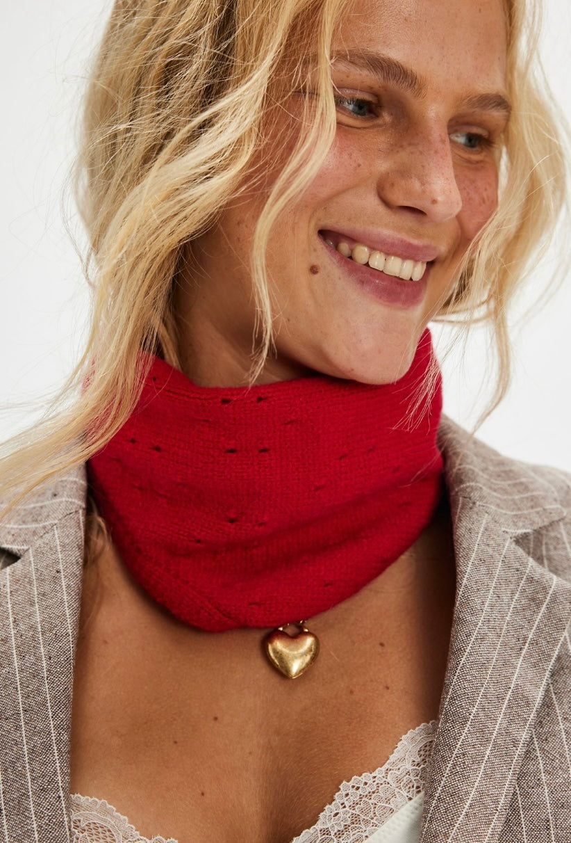 Essential Triangle Scarf