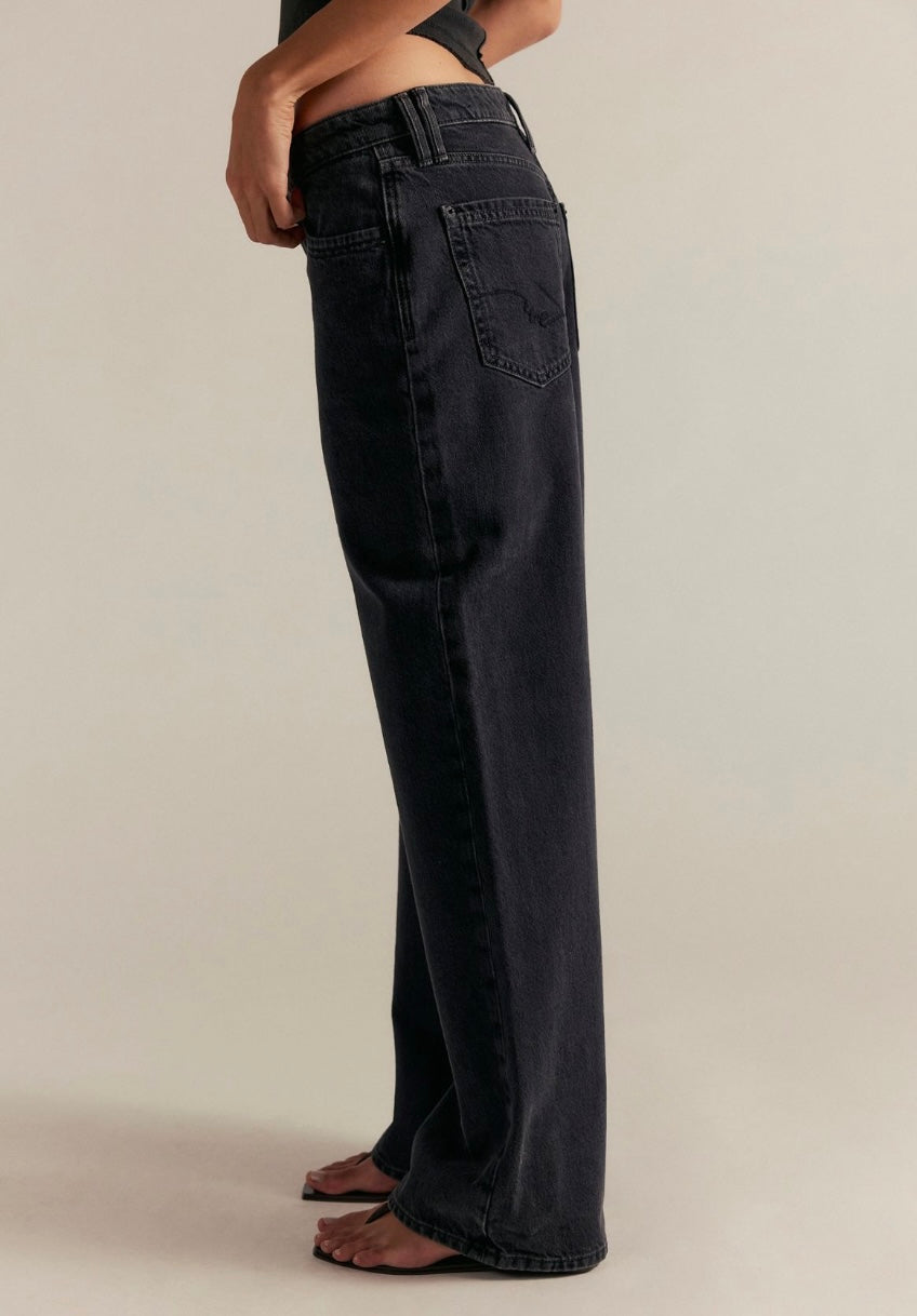 We The Free Tennessee Low-Rise
Boyfriend Jeans