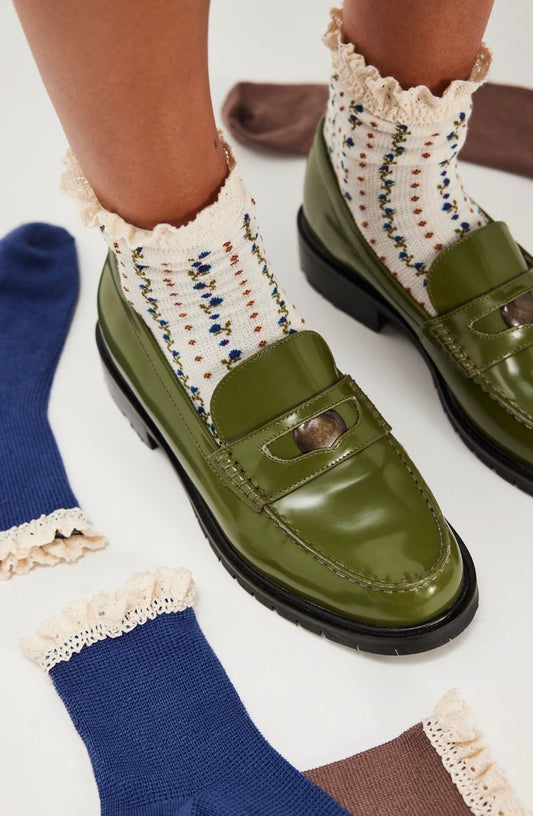 Rose Bud Waffle Knit Socks