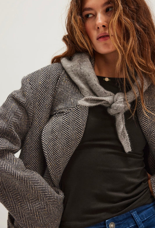 Essential Triangle Scarf