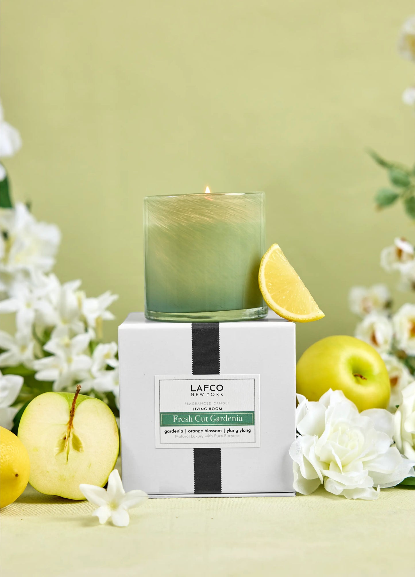 Fresh Cut Gardenia Signature Candle