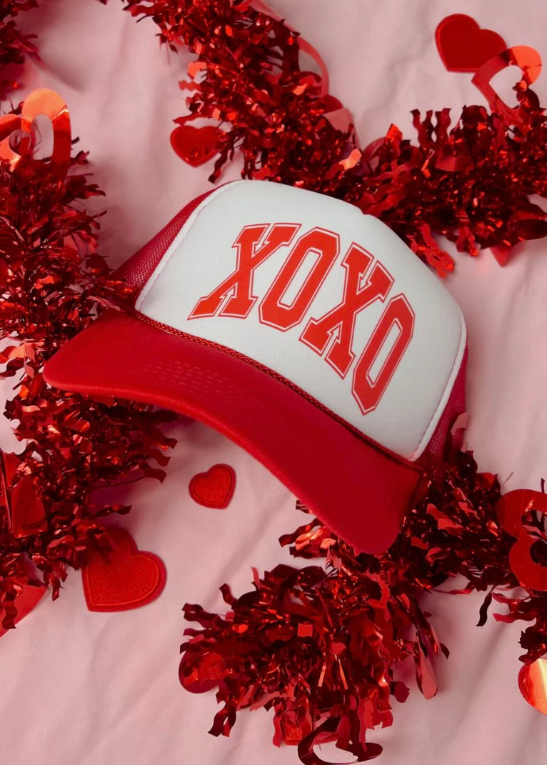 XOXO Trucker