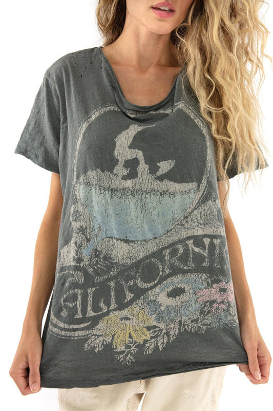 Magnolia Pearl Cali Surf’s Up Tee