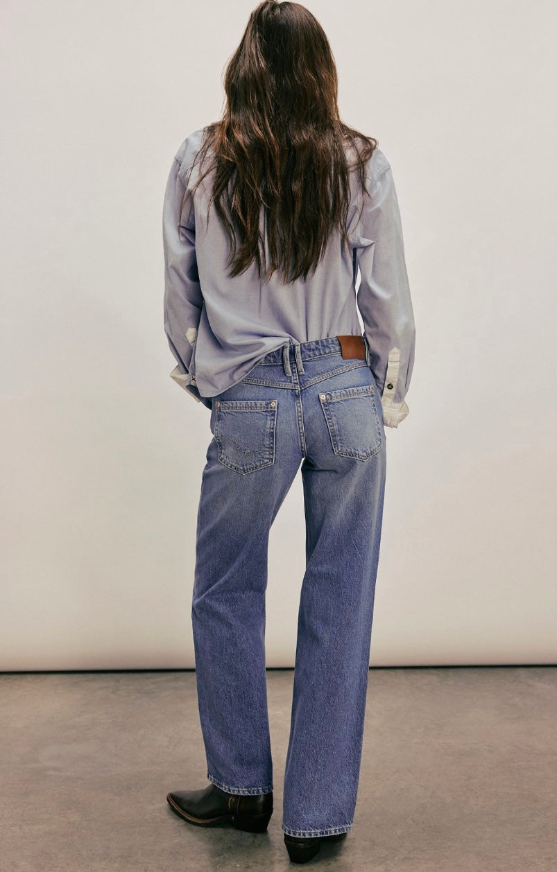 We The Free Tennessee Low-Rise
Boyfriend Jeans
