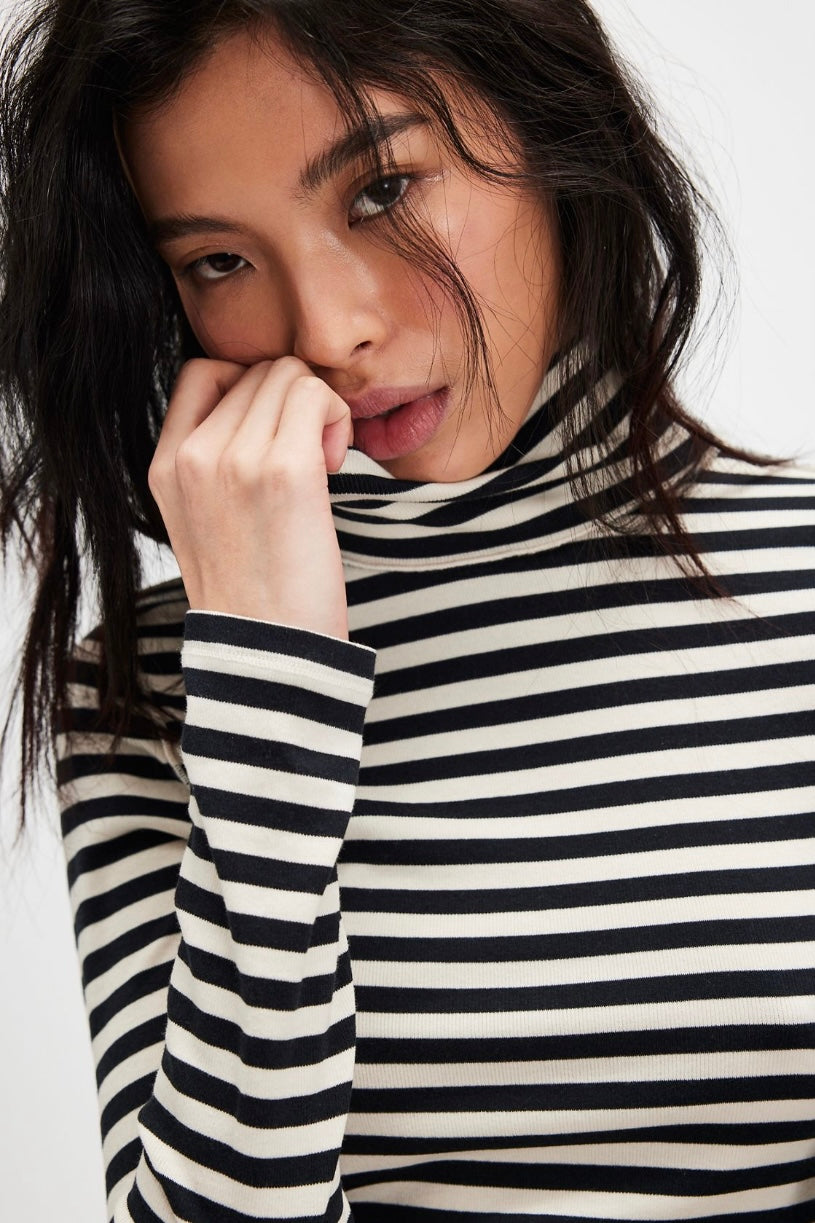 Good Good Stripe Turtleneck