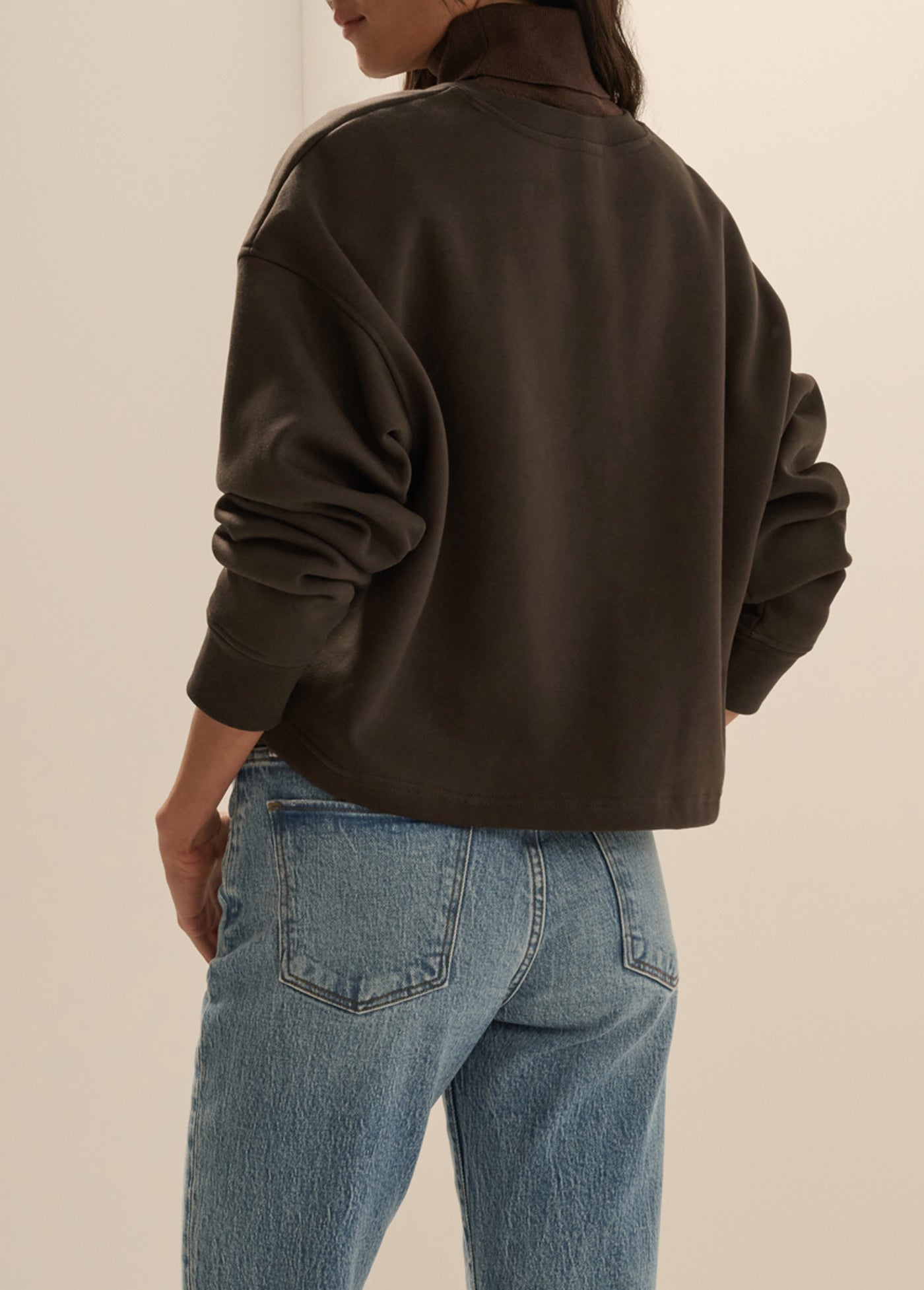 Cropped Signature Sweatshirt in Expresso By Favorite Daughter