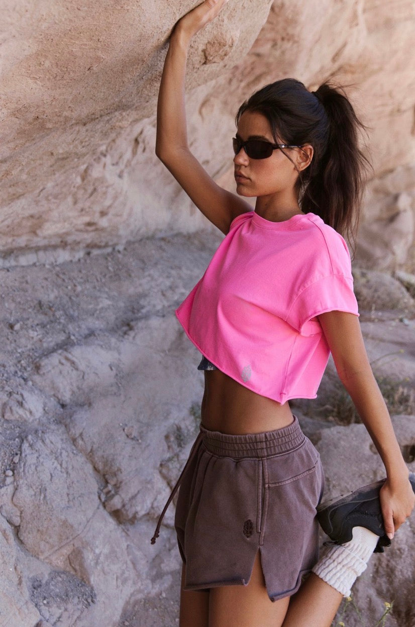 Hot Shot Cropped Tee