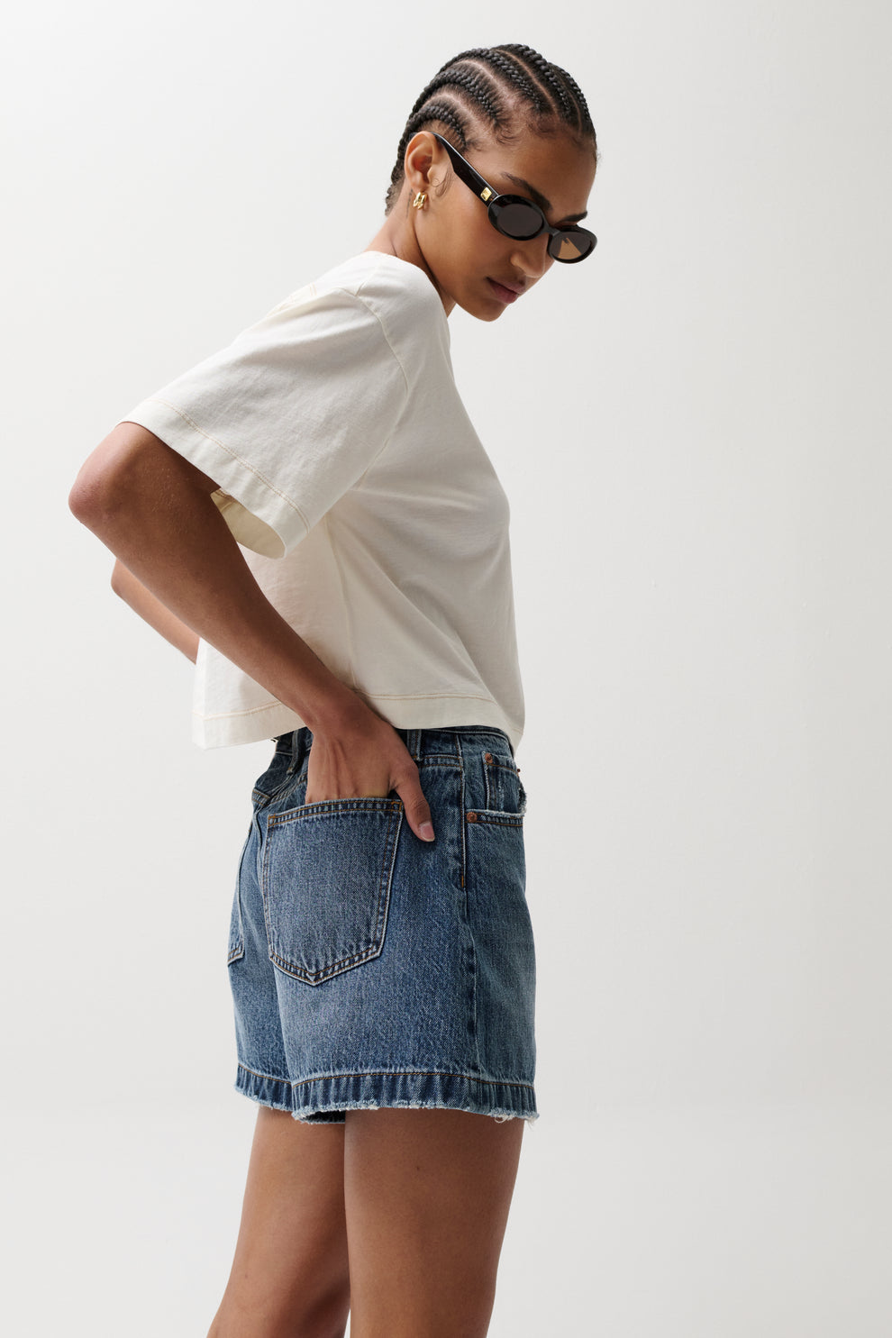 Saige High Rise Short-Wishbone
