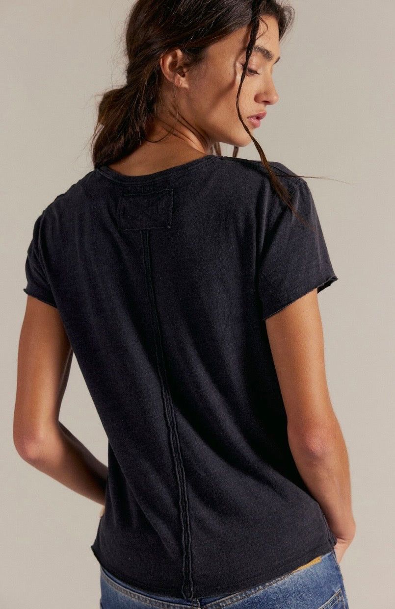 Nova Tee Black