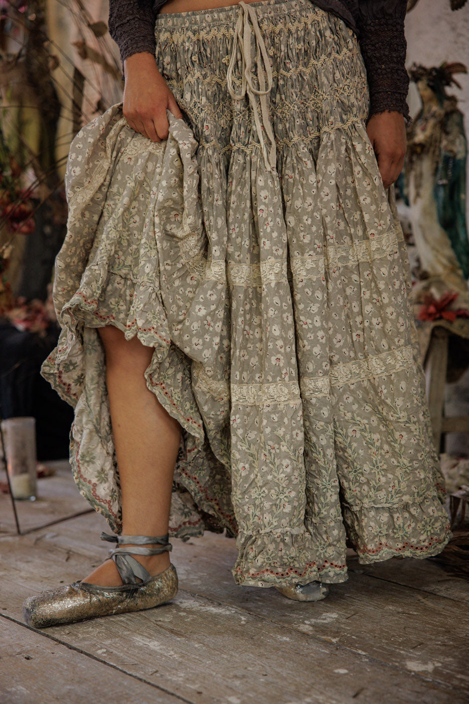Magnolia Pearl Floral Chrystal Skirt