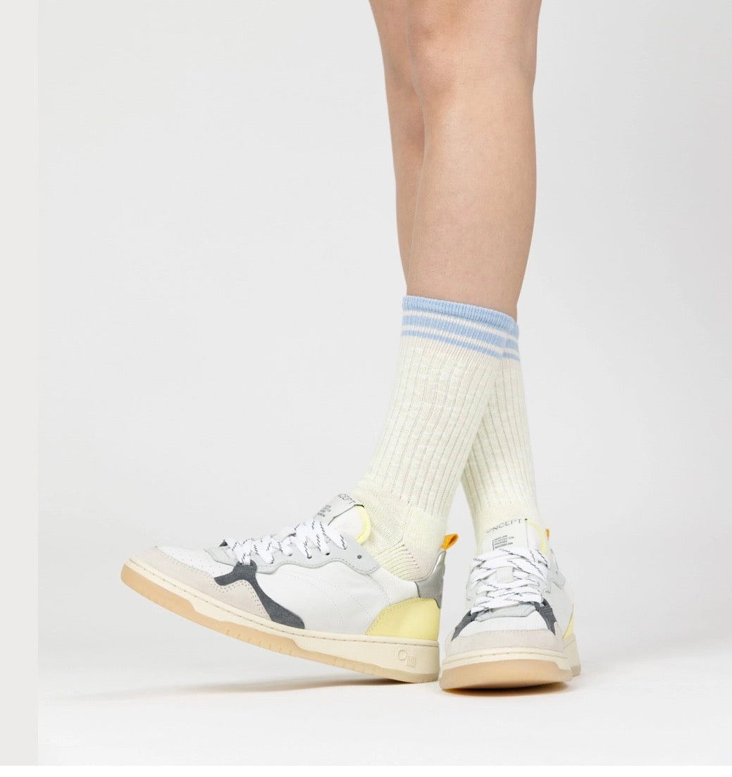 Phoenix Sneaker-Moonbeam