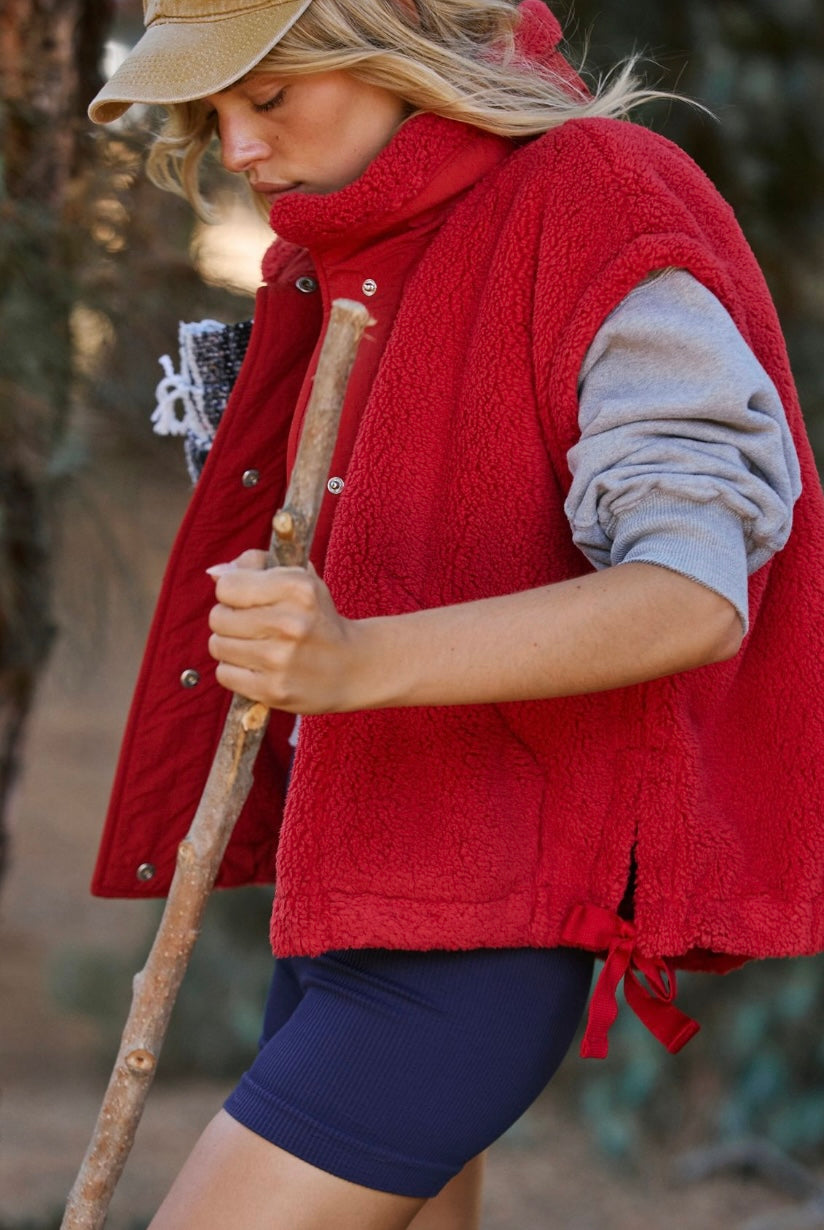 Scout It Out Fleece Vest