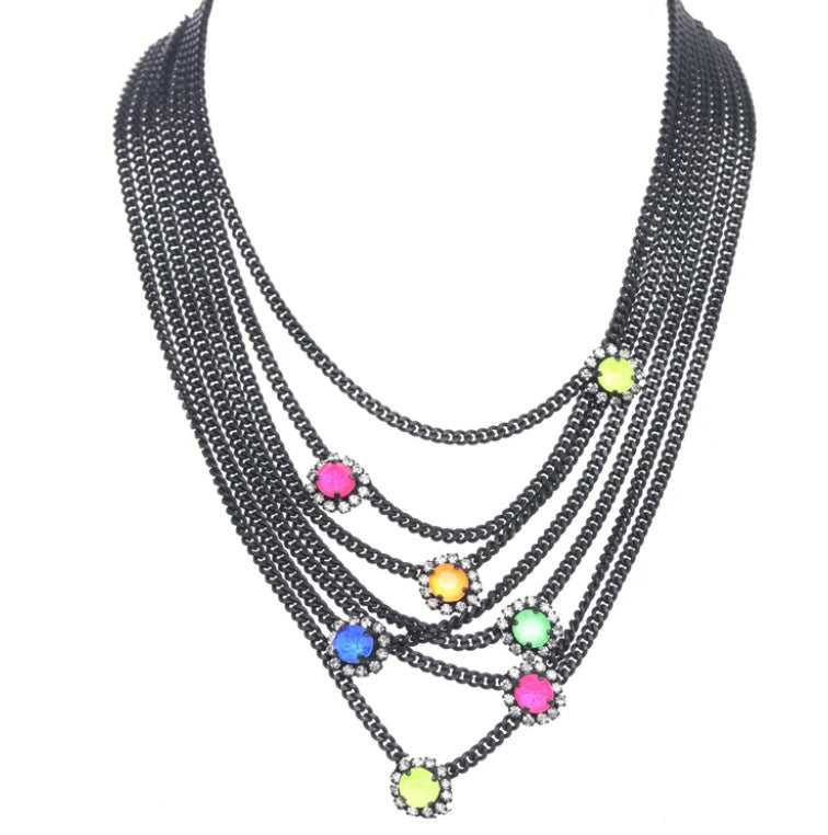 Neck Mess Necklace in Smutt POP